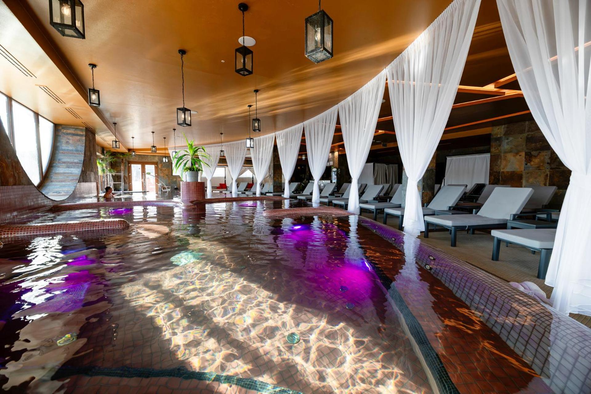 Allure Healthy & Hotel Eger
