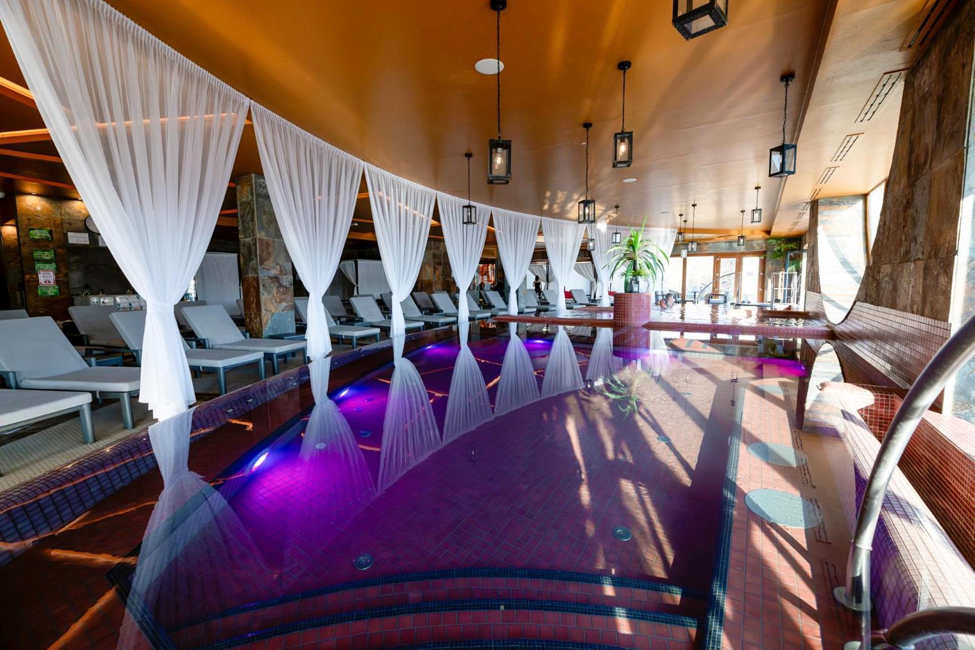 Allure Healthy & Hotel Eger